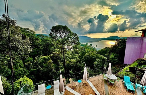 Valle de Bravo Cabina | Lake View Cabin Heated Swimming Pool 2