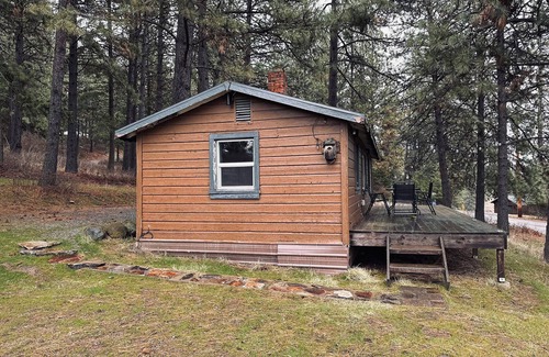 Coeur d'Alene Cabina | Lake View cabin on 3 acres! – Your Perfect Getaway