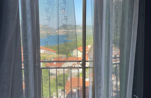 Civitella Alfedena Casa | Lake view house