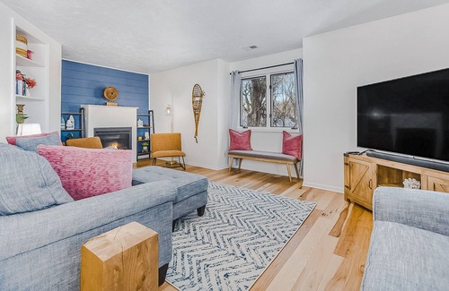 Macatawa Casa | Lake View Home with Gas Fireplace, High-Speed WiFi, and Private Washer/Dryer