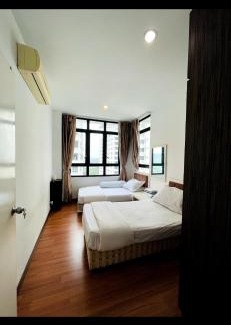 Seri Kembangan Casa | Lake view homestay