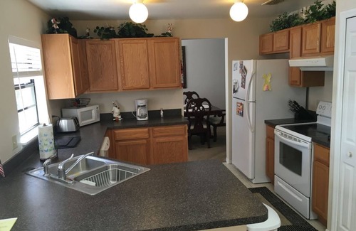 Morgan Point Casa | Lake View Private Pool * Wifi gratuito * TV por cable * AC * Tarifas bajas * Hermosa casa