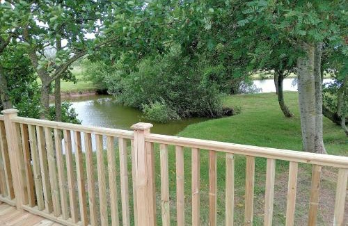 Wesham Otro | Lake View Lodge