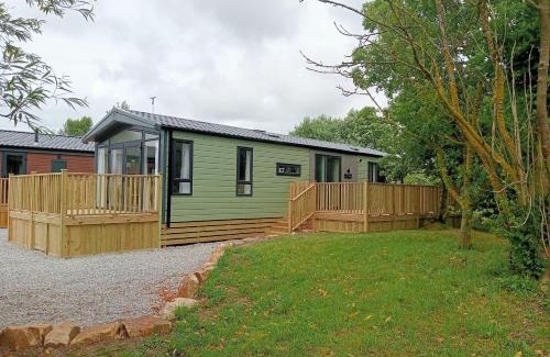 Wesham Otro | Lake View Lodge
