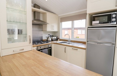 Bowness-on-Windermere Cabaña | Lake View Lodge