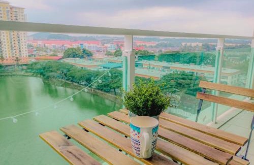Taman Mount Austin Apartamento | -Lake View-Mount Austin IKEA Toppen 10 mins - C107