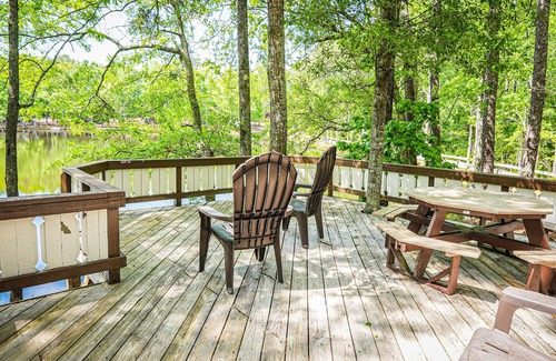Pine Mountain Chalet De Esquí | Lake View Paradise less than 1 mile from Callaway Gardens!!