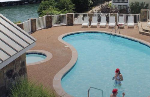 La Follette Casa | Lake View Paradise