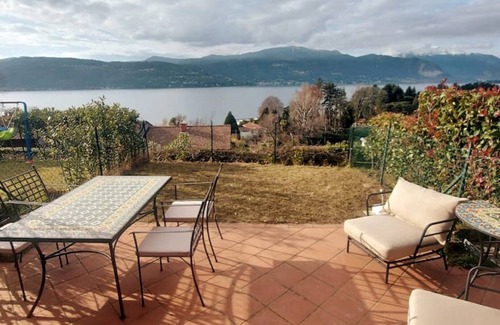 Cerro Casa | Lake view, pool, near the beach, pinball machine, darts, arcade