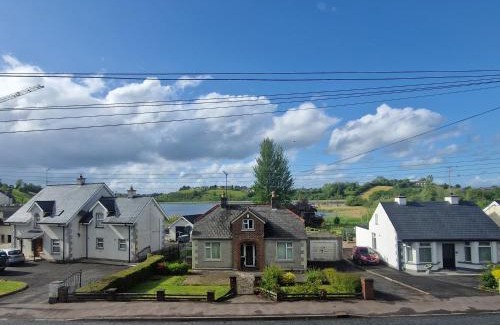 Enniskillen Casa | Lake View Retreat