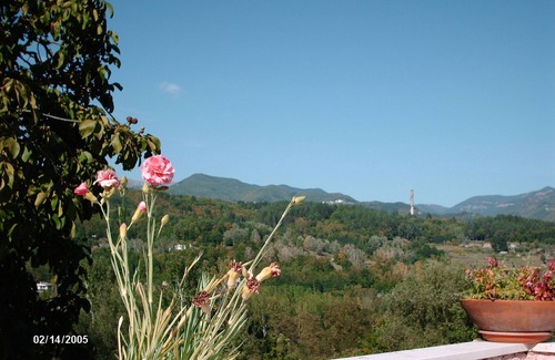 Camporgiano Casa | Villa con vista al lago en Garfagnana Toscana Lucca