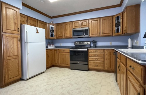 Lorain Casa | Lake views and Sunsets for Days