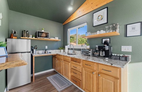Omaha Casa | Lake Views! Private Hot tub and Fire Pit! Lux Couple's Retreat