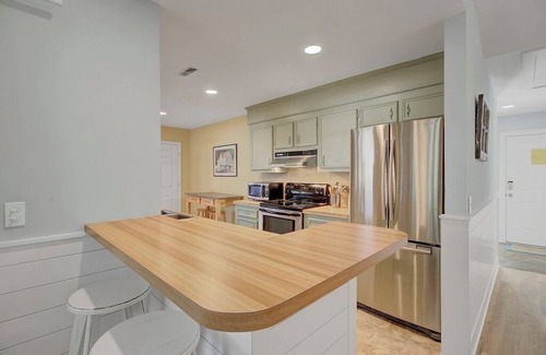 Isle of Palms Villa | Lake Village 10 by Wild Dunes, with Amenities
