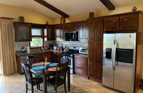 Tierras Morenas Casa | Lake & Volcano Views! 3 Bedroom, 2 1/2 Bath, Full Home - 10% 7 Day Discount