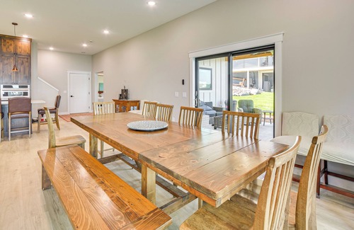 Amery Cabina | Lake Wapogasset Home w/ Dock: 7 Mi to Amery