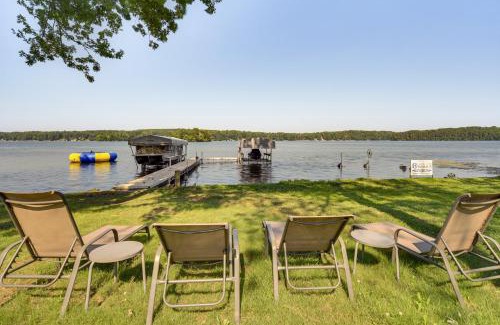 Amery Casa | Lake Wapogasset Home with Dock 7 Mi to Amery