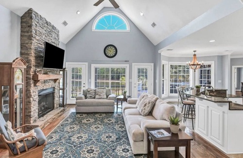 Ridgeway Casa | Lake Wateree Family Retreat