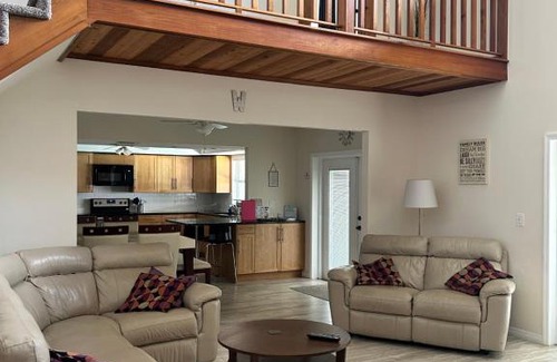 Auburndale Casa | Lake Whistler Hideaway