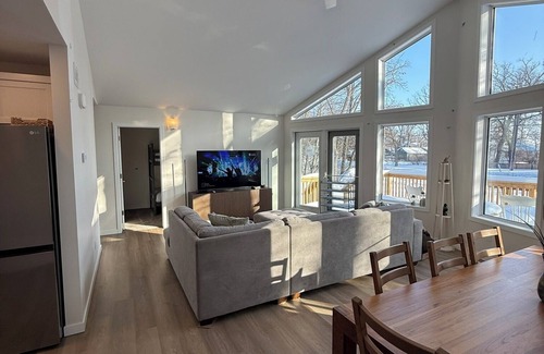Dunnottar Cabina | Lake Winnipeg Retreat in Matlock, MB