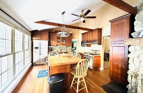 Lochmere Casa | Lake Winnisquam water front home