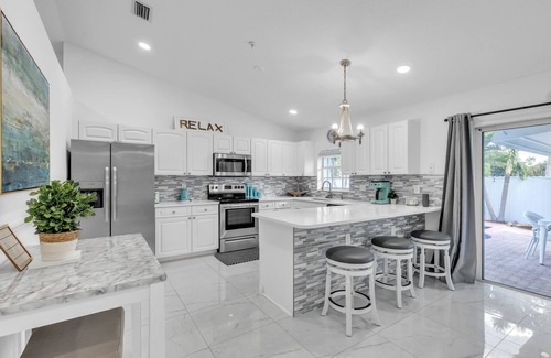 Palm Beach - West Palm Beach Casa | Lake Worth Beach House 3 Bedroom Home by Redawning