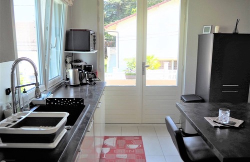 Publier Casa | Lakefront house with garden, close to beaches. 3.5 km from Evian
