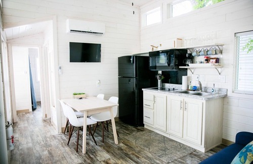 Steele Creek Cabina | Lakefront 2 Bed Tiny Home #15
