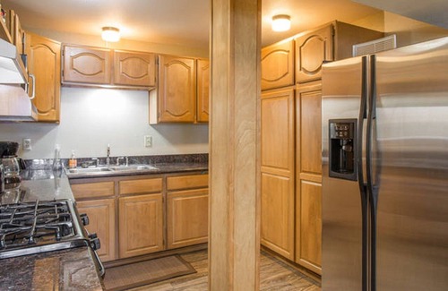 Lakewood Apartamento | Retiro de 2 dormitorios frente al lago