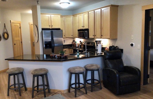 Three Lakes Condominio | Lakefront 2BR/2BA Condo at Northernaire Resort – Scenic Views & Modern Comfort!