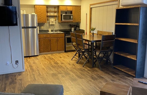 Kimberling City Cabina | Lakefront 2BR Duplex Cabin w/Pool + Boat dock