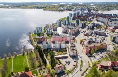Jyvaskyla Apartamento | Lakefront 2BR Home with Sauna near Railway Station & Downtown