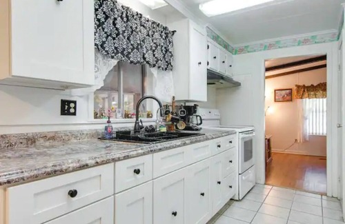 Lakeland Casa | Lakefront 3 Bedroom Pet family with fishing dock