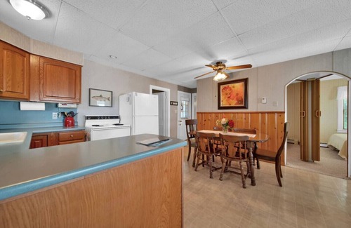 Port Sanilac Casa | Lakefront 3BD, Home Walk to Downtown Port Sanilac