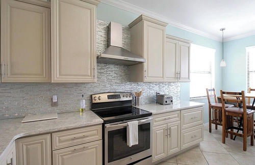 Bradenton Condominio | Lakefront 3rd floor condo at River Strand Golf and Country Club - Fairway to Paradise