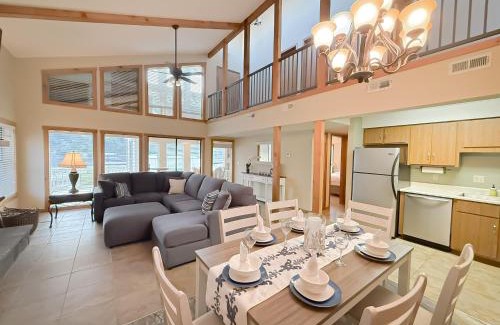 Camdenton Casa | Lakefront-4bd3ba-sleeps 12pp
