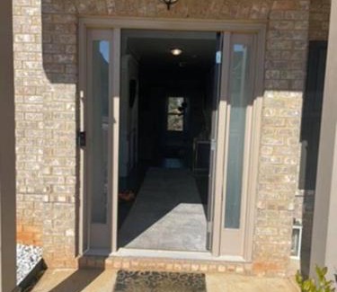 Conyers Casa | Lakefront 5BR New Home Relaxing and Peaceful