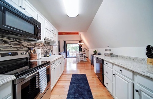 Southmont Cabaña | Lakefront A-Frame Cottage with Kayaks & Fire Pit