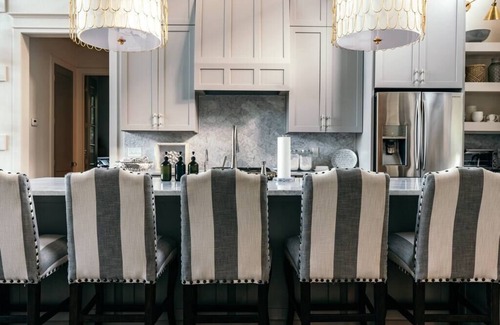 Rogers Casa | Lakefront at War Eagle