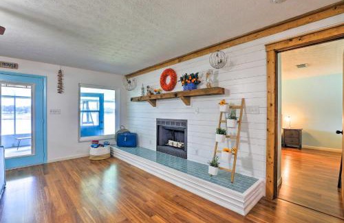 Crooked Lake Casa | Lakefront Babson Park Escape Pet Friendly!