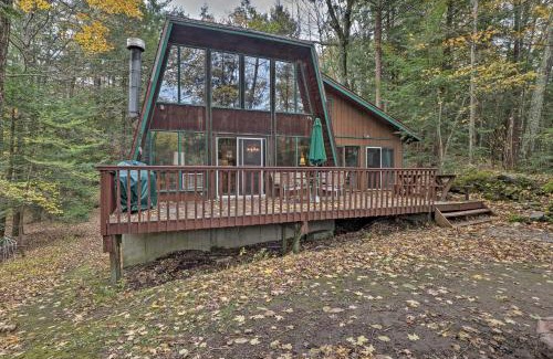 Glendale Casa | Lakefront Berkshires Retreat with Deck, Dock and Boat!