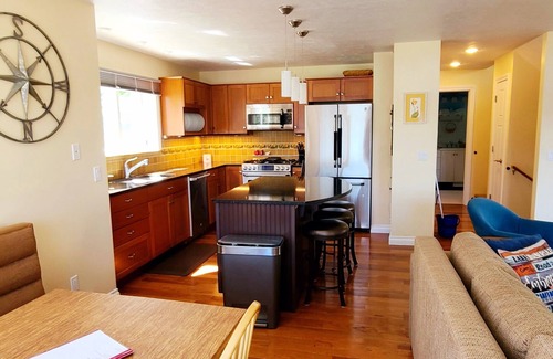 Lake Ann Casa | Lakefront Bliss: Spacious Home on Lake Ann perfect for Large Family 25 min to TC
