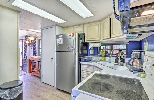 Breckenridge Cabina | Lakefront Breckenridge Cabin: 6 Mi to Ski Resort!