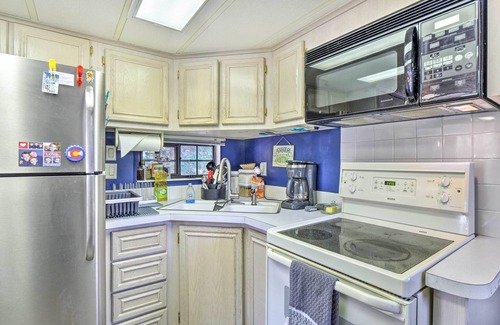Breckenridge Cabina | Lakefront Breckenridge Cabin: 6 Mi to Ski Resort!