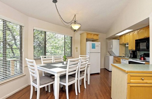Lakeway Casa | Bungalows frente al mar a pasos del lago Travis, piscina y jacuzzi, junto al puerto deportivo (n. ° 6)