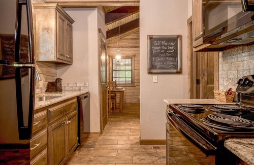 Indian Point Cabina | Lakefront cabin close to SDC!