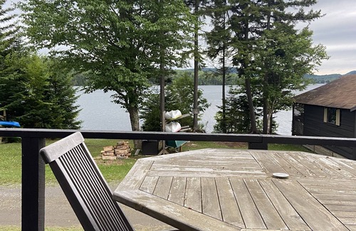 Pittsburg Cabina | Lakefront Cabin on Back Lake w trail access, and private dock.