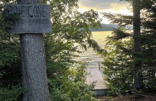 Pittsburg Cabina | Lakefront Cabin on Back Lake w trail access, and private dock.