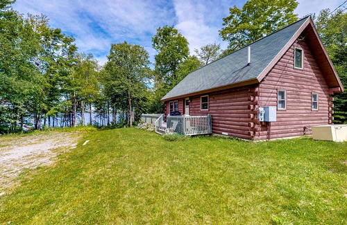 Greenville Cabina | Lakefront cabin on First Roach Pond with dock, lake view & firepit- dog-friendly