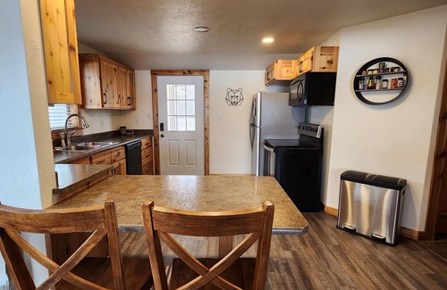 Markesan Cabina | Lakefront Cabin on Full Rec Lake with Pier
